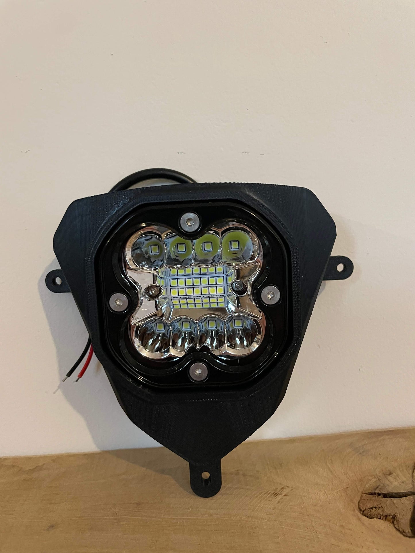 Phare led 40w beta RR Xtrainer 2020-2025 poin3d