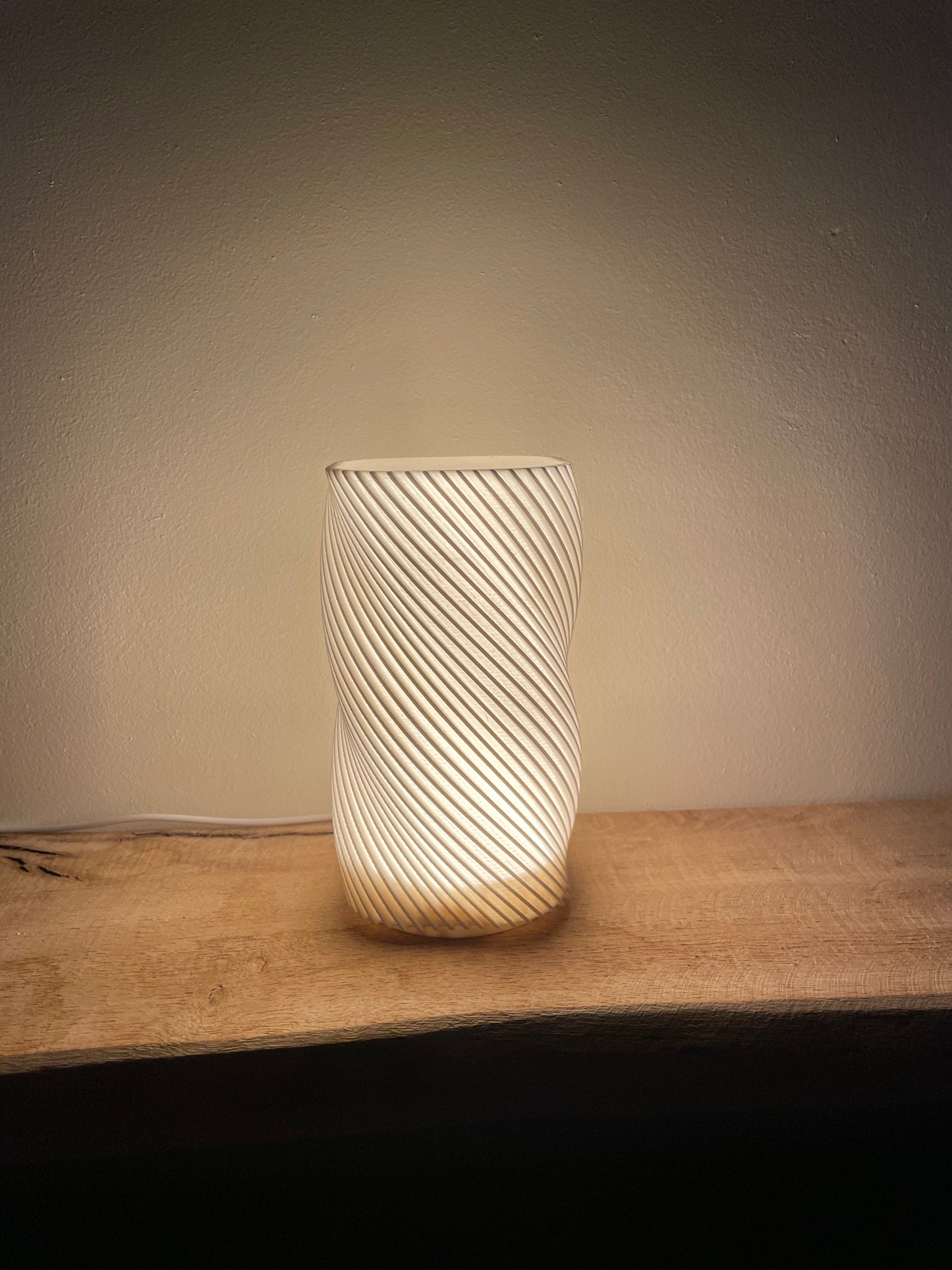 Lampe de chevet lumière chaude