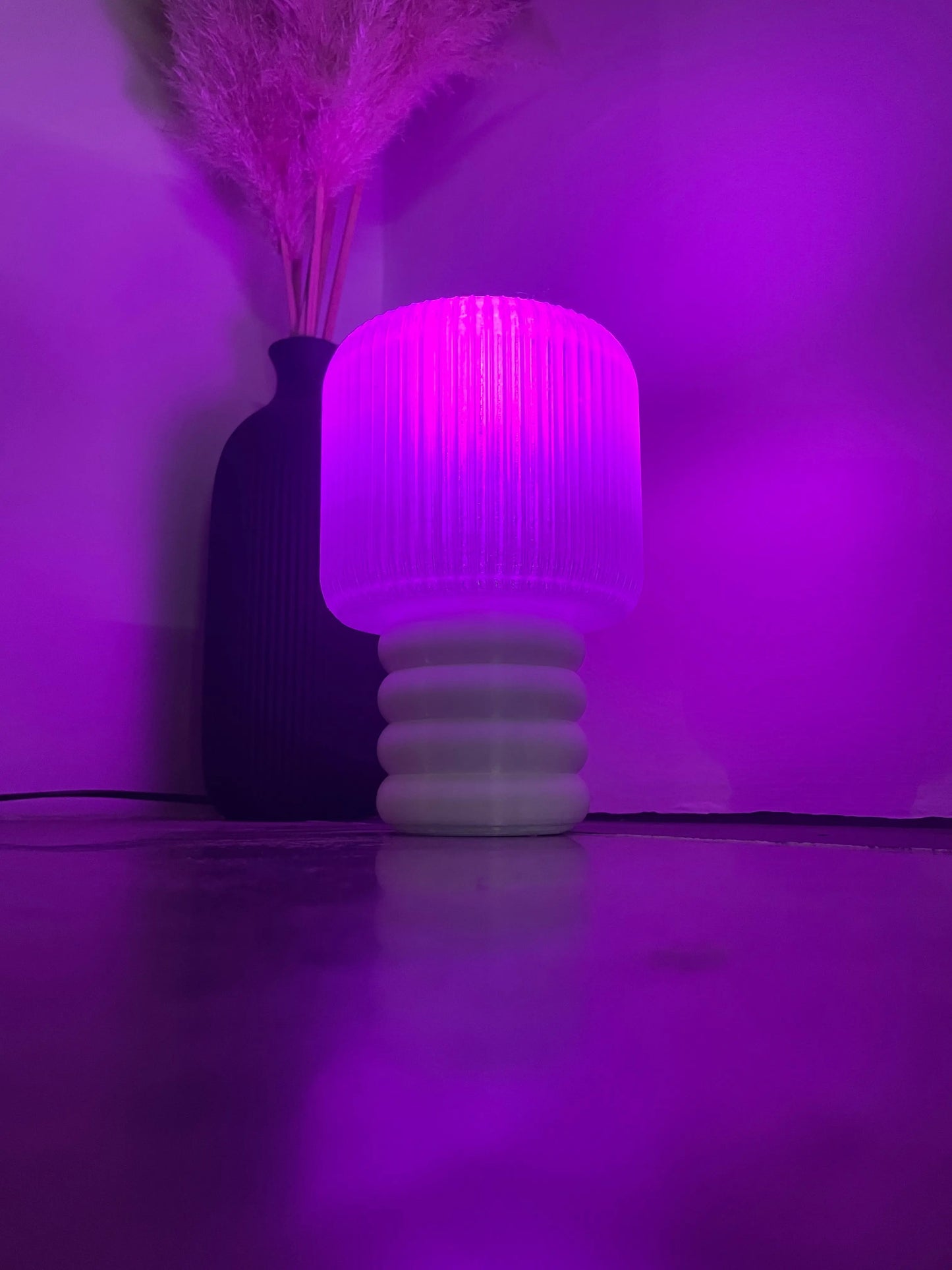 Lampe de salon design e27 poin3d