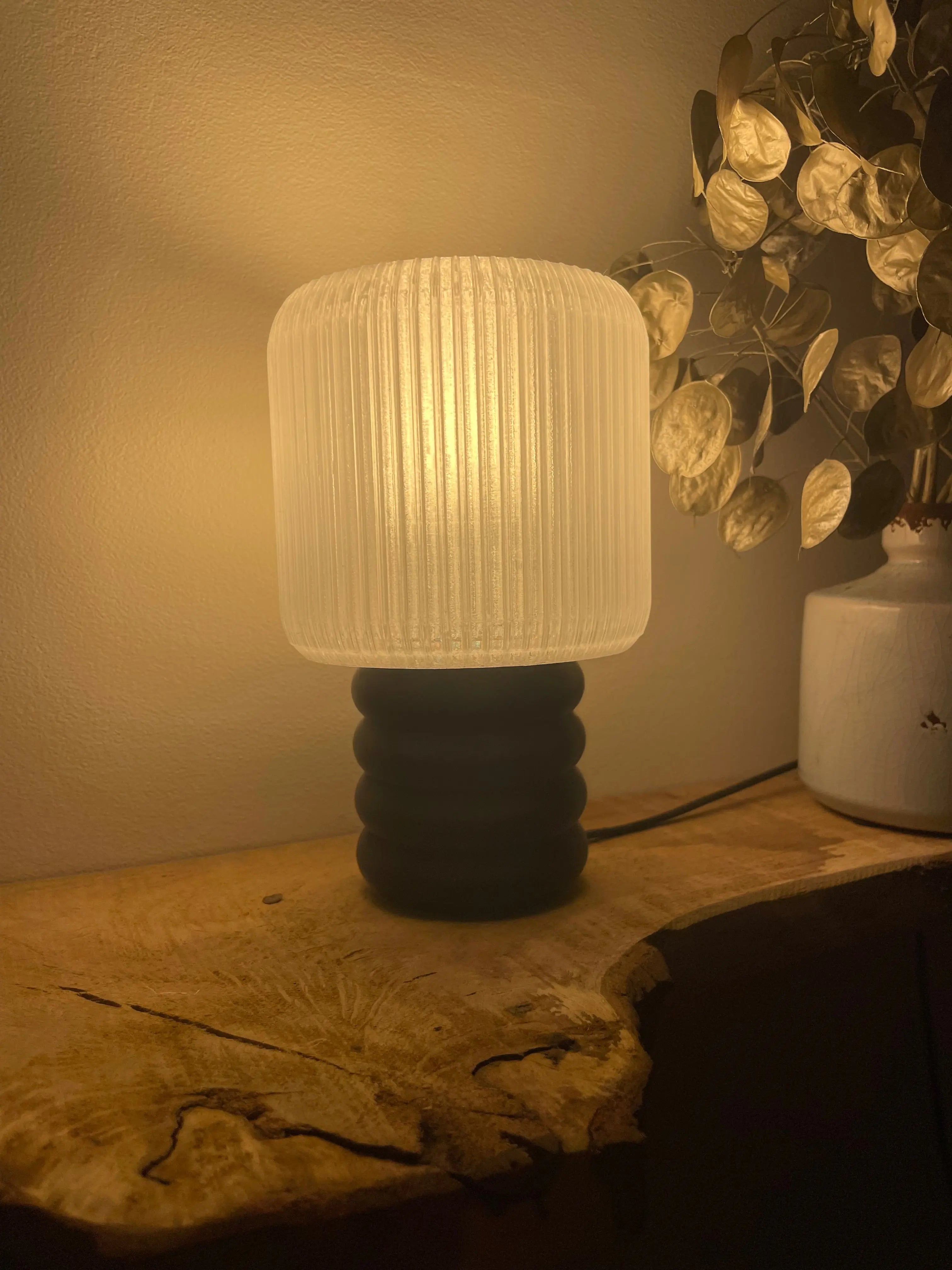 Lampe de salon design e27 noir