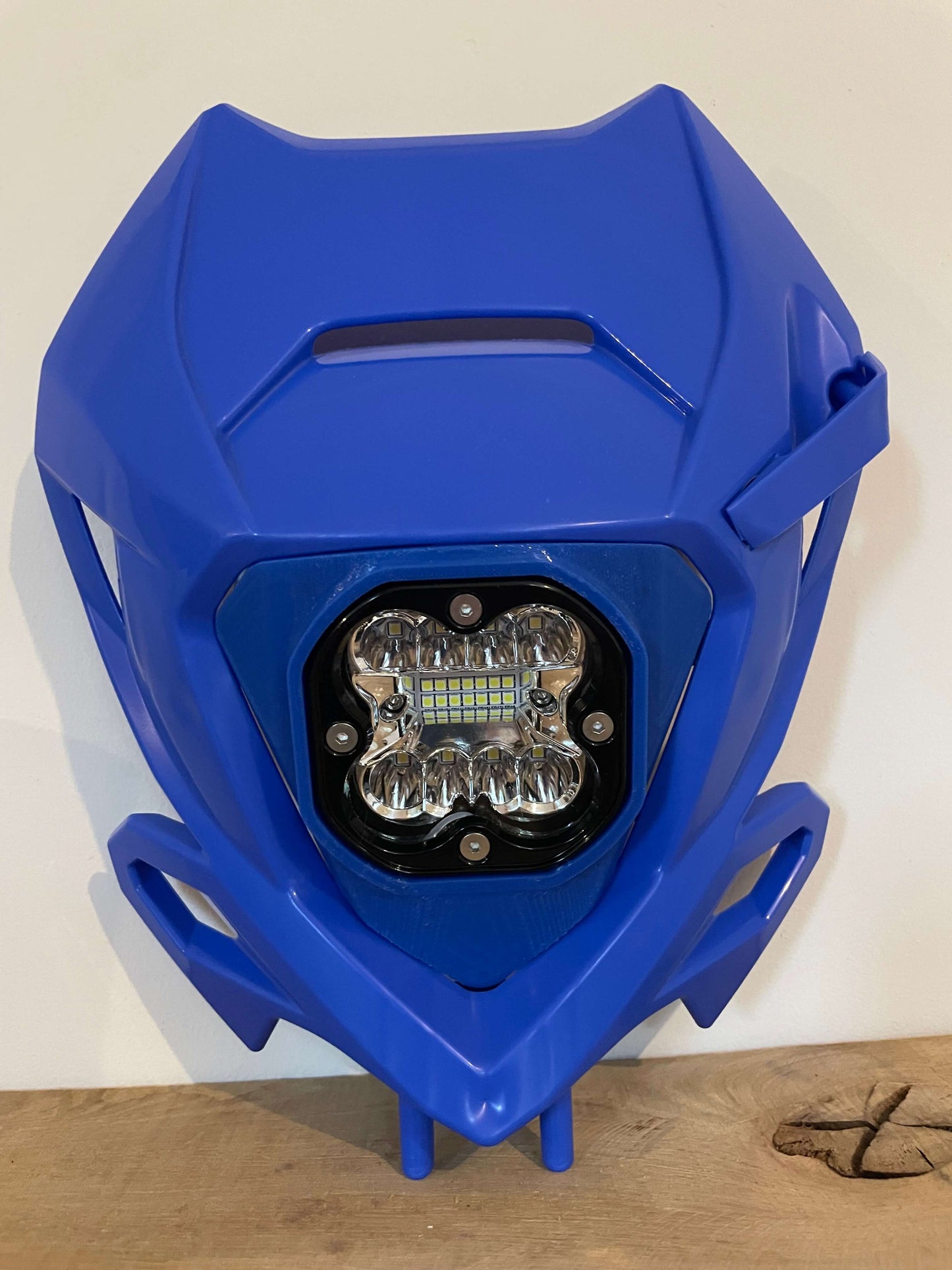 Phare led 40w beta RR Xtrainer 2020-2025 poin3d