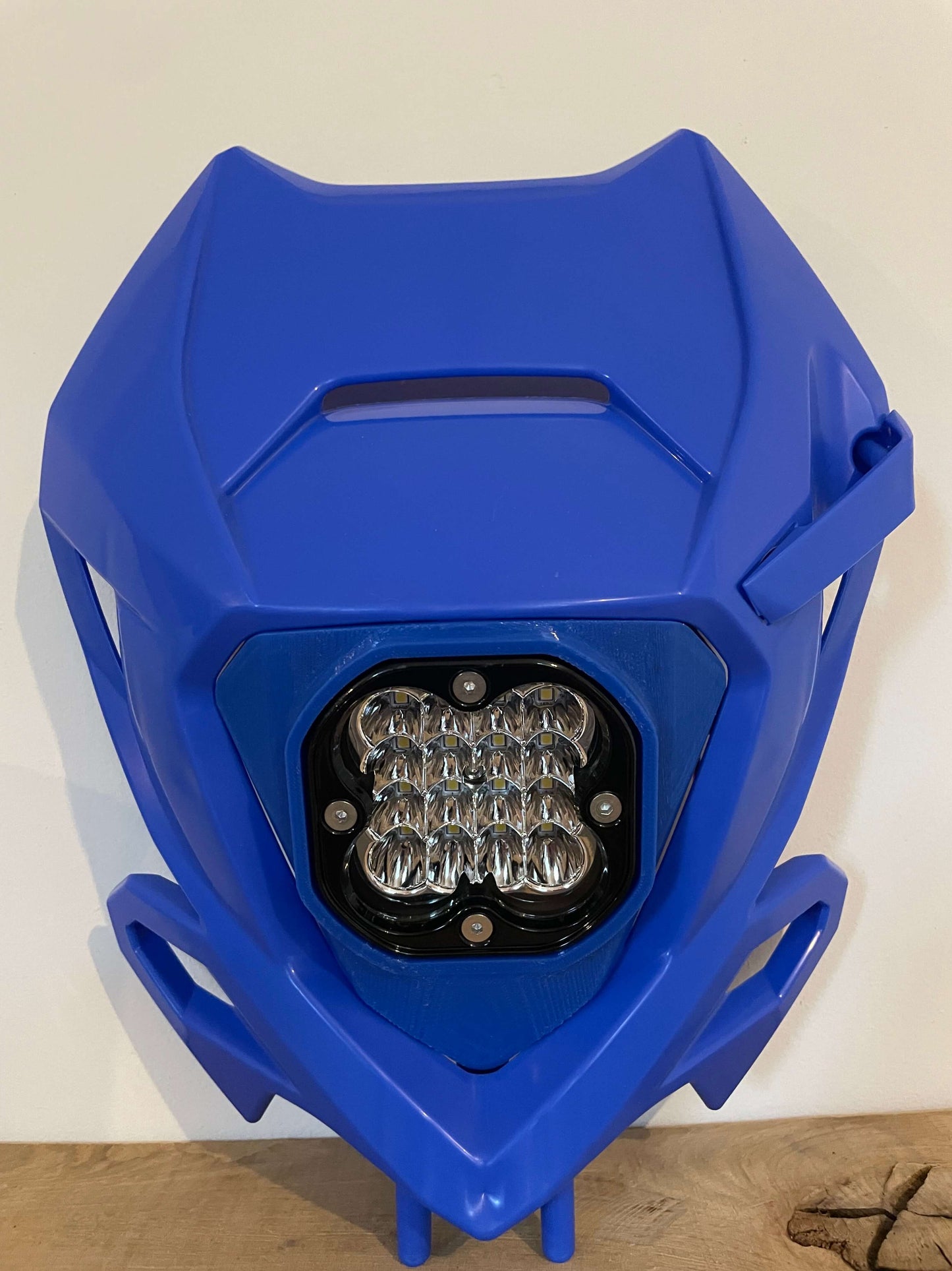 Phare led 48w beta RR Xtrainer 2020-2025 poin3d