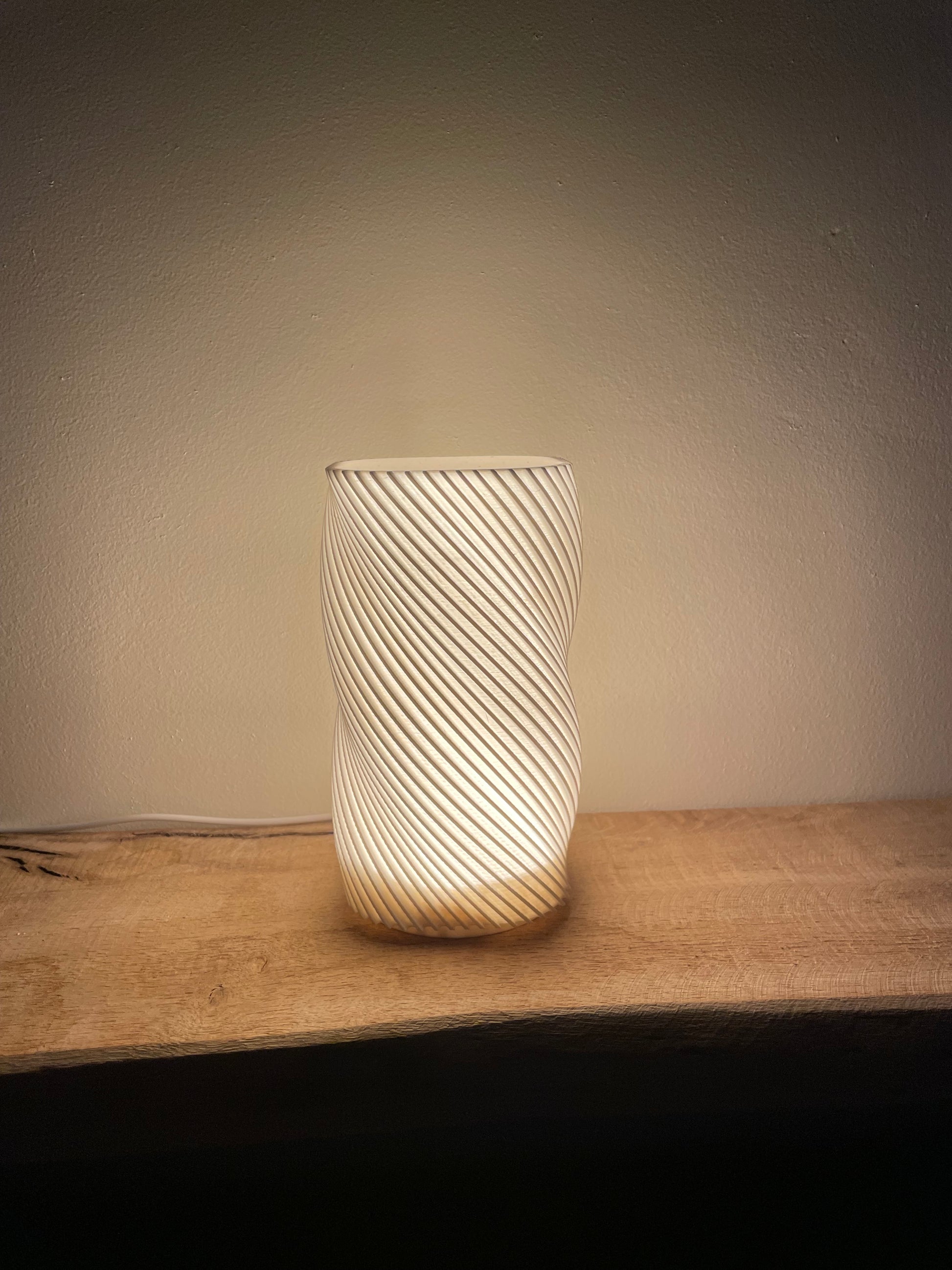 Lampe de chevet lumière chaude
