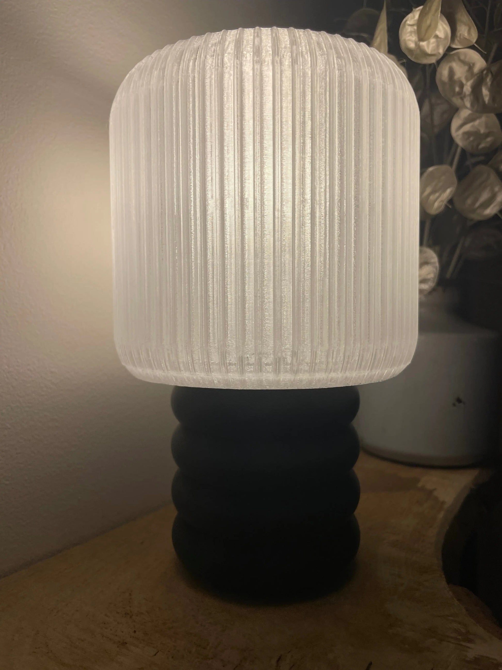 Lampe de salon design e27 noir