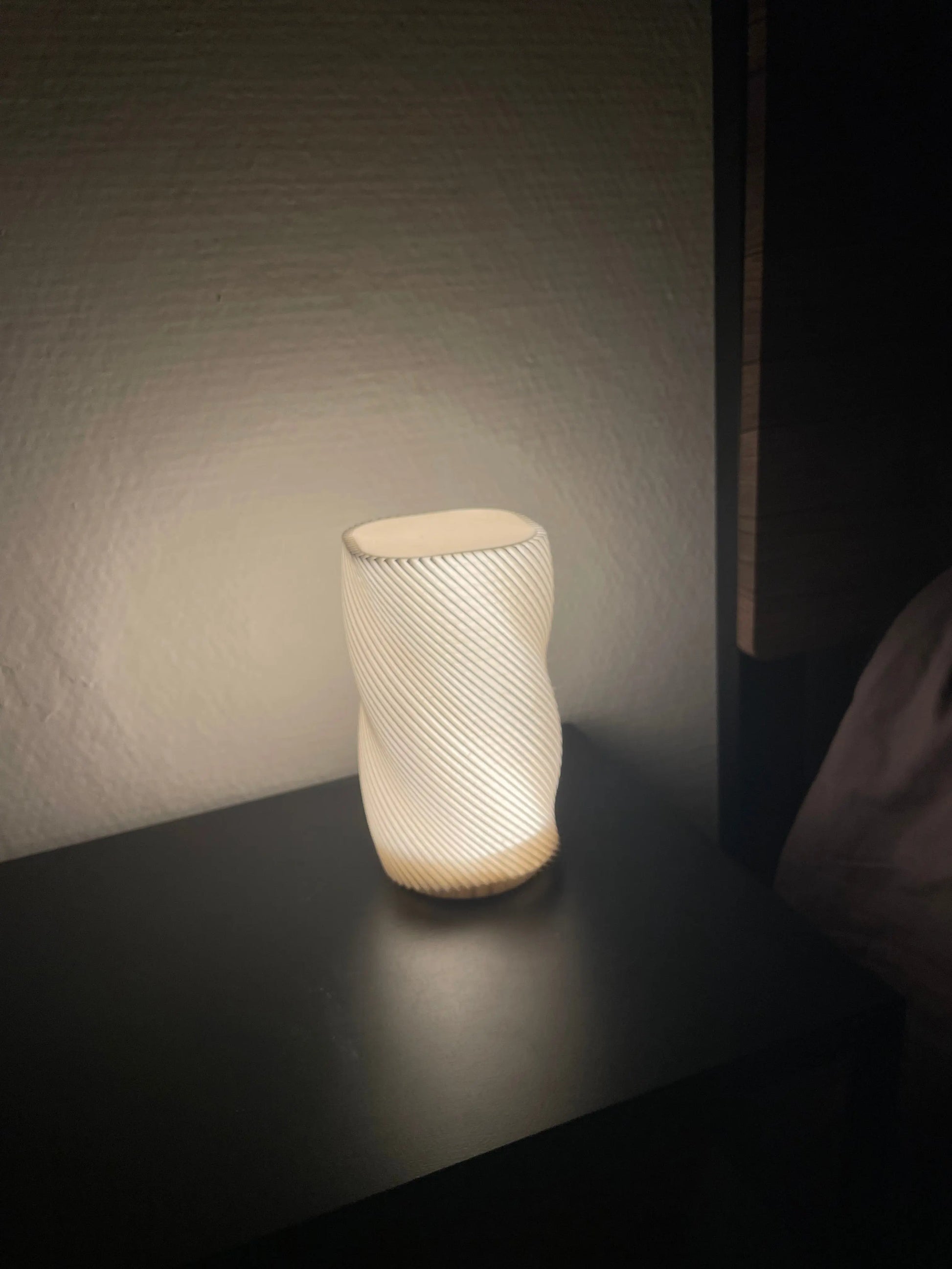Lampe de chevet Poin3D