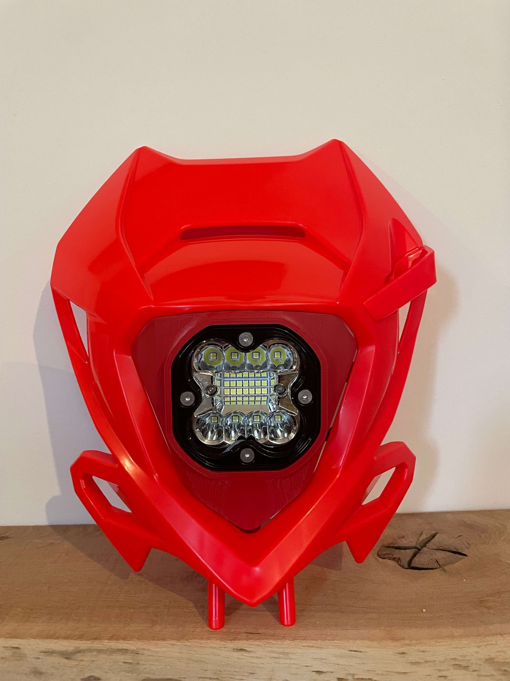 Phare led 40w beta RR Xtrainer 2020-2025 poin3d 